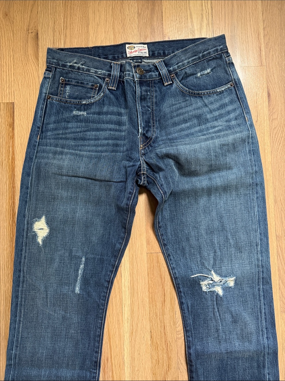 Fossil Men's Distressed Blue Denim Jeans